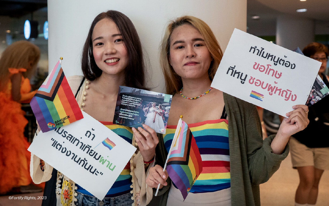 Thai MPs vote for same-sex marriage